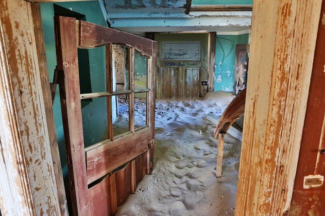 12 Day Classic Namibia Camping Safari - Days 9 and 10: Aus, Kolmanskop, and the Atlantic at Luderitz