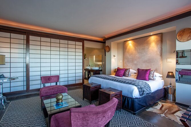 2 Day Inverdoorn Luxury Safari - The 06:00 sunrise safari