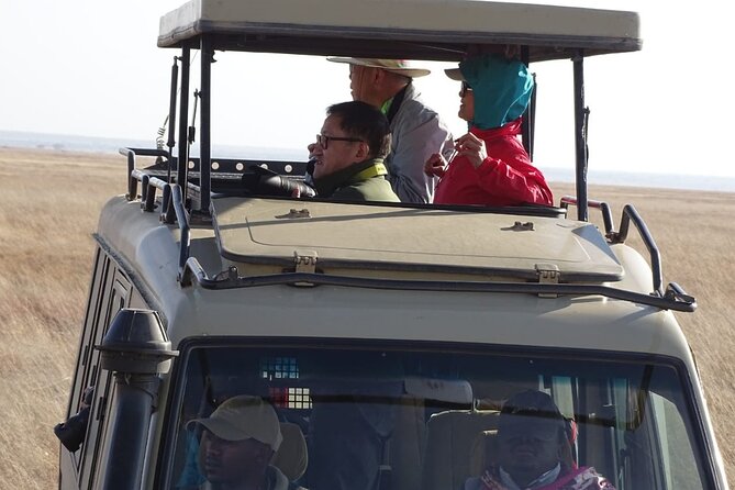 3 days group joining safari to Maasai Mara with a Land Cruiser Jeep - Sleeping in a tent at Miti Mingi or Rhino Camp