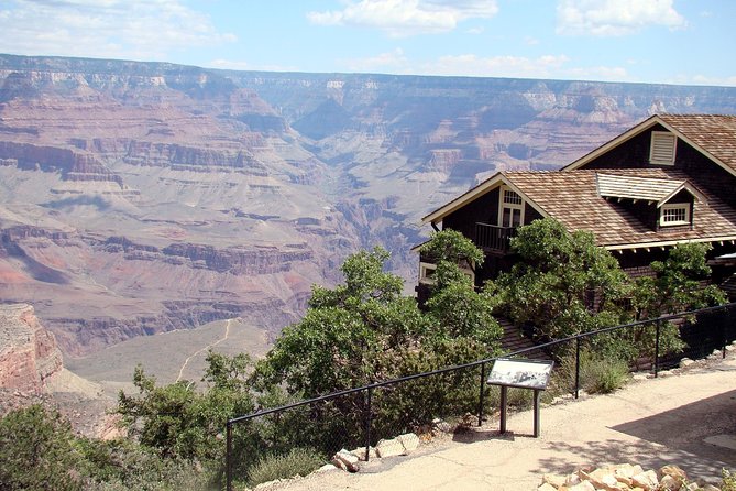3 Hour Back-Road Safari to Grand Canyon with Entrance Gate By-Pass at 9:30 am - Who will get the most from this tour?