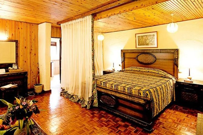 4 Days Masai Mara & Lake Nakuru Lodge Safari - Lodge comfort and meals