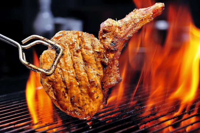 4X4 Dubai Desert Safari with BBQ dinner, Camels & Live Show - BBQ buffet and unlimited soft drinks