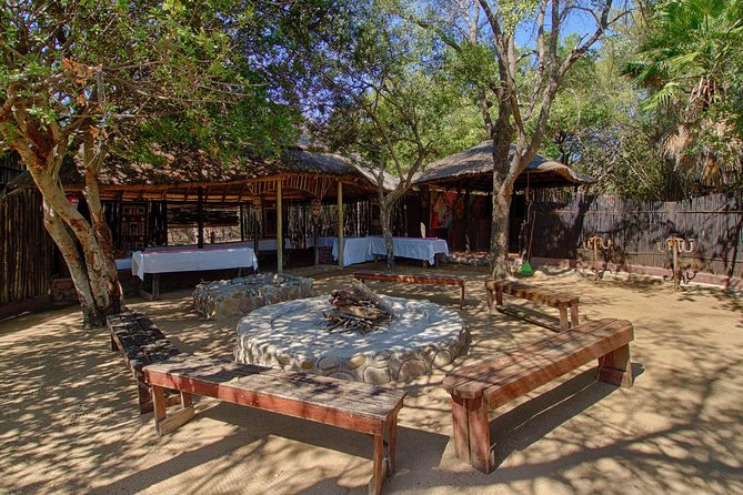 6 Day Lodge and Treehouse Kruger National Park Safari - Day six: a final walk and the Three Rondawels