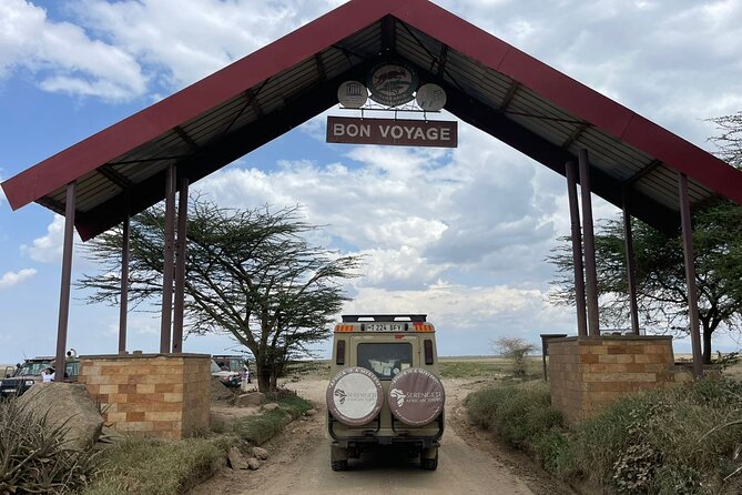 6 Day Tanzania Wildlife Mid range Safari - Day Two: Lake Manyara in a Compact Park