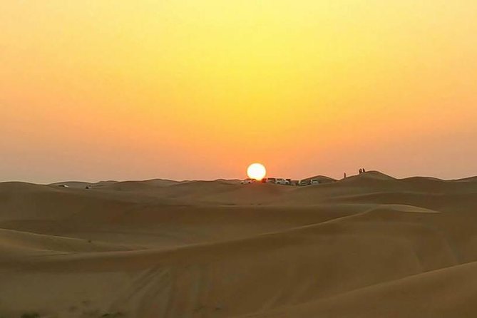 7-hour Small Group 4x4 Desert Safari Tour with Buffet Dinner in Dubai - The biggest issue: waiting and optional activities