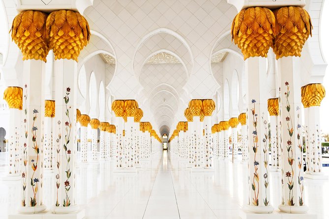Abu Dhabi city tour & desert safari from Dubai - Dinner, henna, and evening shows at camp