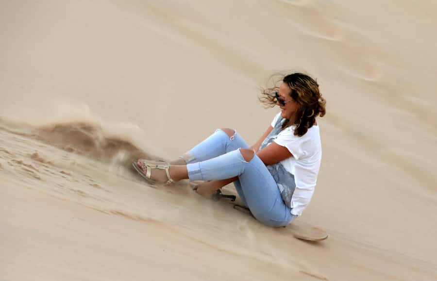 Abu Dhabi: Desert Safari with BBQ, Camel Ride & Sandboarding - The guides make a real difference
