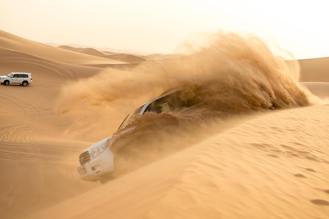 Abu Dhabi Morning Desert Safari - The drive from Abu Dhabi to the dunes