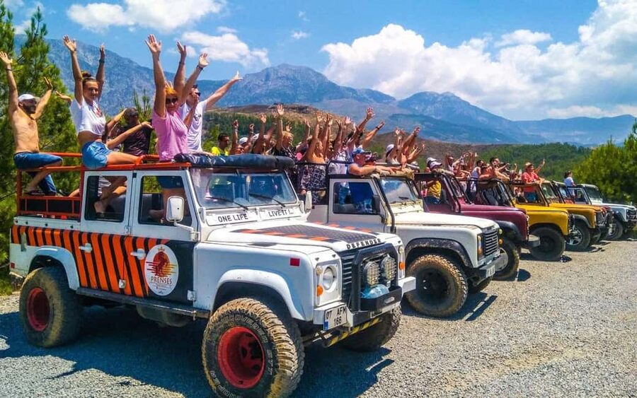Alanya:4x4 Jeep Safari and Cave Tour With Lunch At Dim River - Cave visits and the extra-cost question