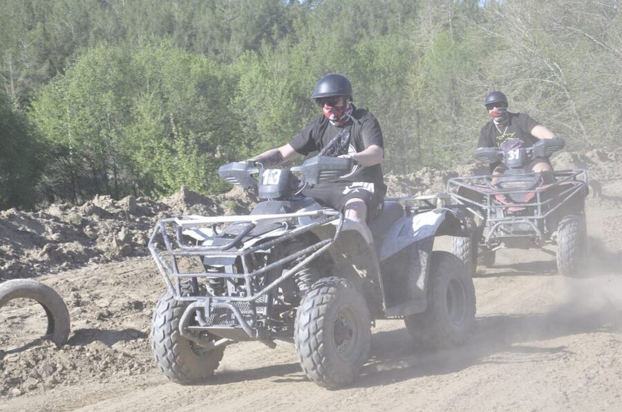 Alanya: Quad Safari Experience with Hotel Transfers - The guide team and group atmosphere