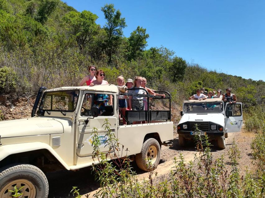 Algarve: Sunset Jeep Safari Tour - Alte and the pleasure of a small village stop