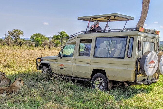 Best of Tanzania 5days 4nights safari - Serengeti: two days where the animals take center stage