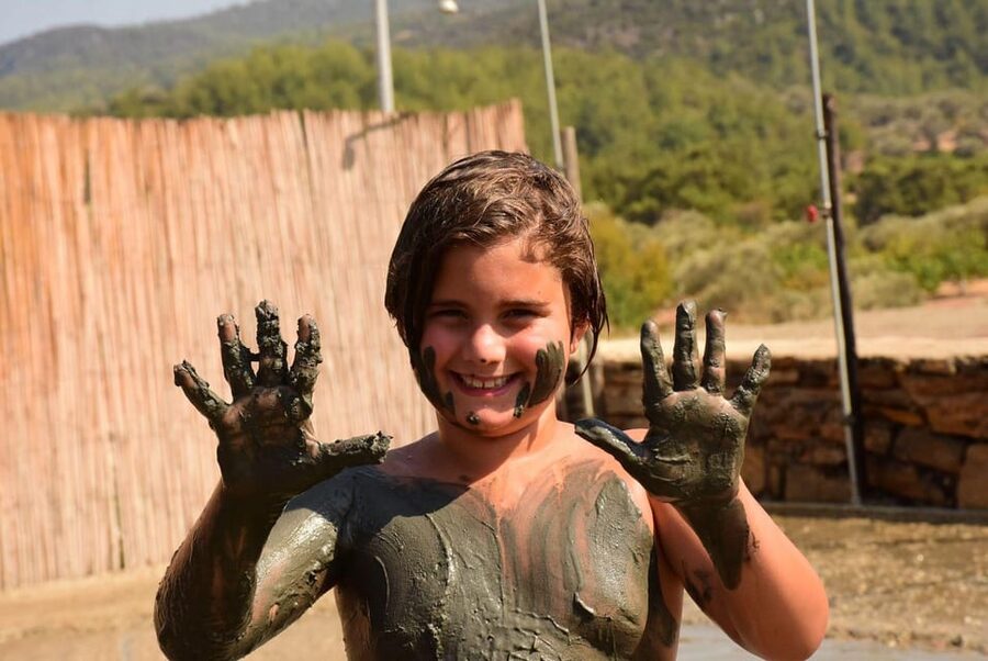 Bodrum: Full-Day Jeep Safari with Lunch and Hotel Transfer - Mud, foam, and the olive oil factory