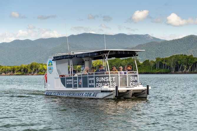 Cairns Trinity Inlet Sightseeing Safari - Commentary that keeps the cruise lively