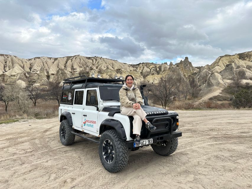 Cappadocia - 2 Hours Jeep Safari Tour! - Red Valley, lunar hills, and the best light