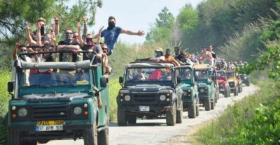 Jeep Safari & Green Lake Boat Trip with Lunch