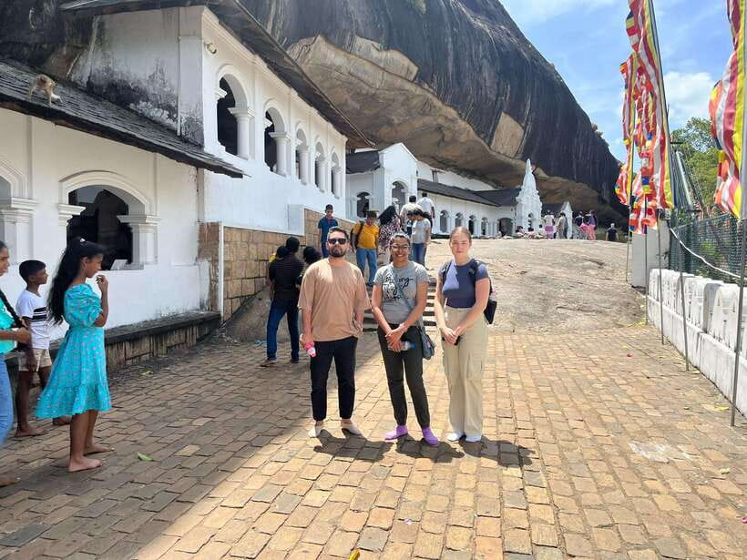 Colombo/Negombo: Sigiriya, Dambulla, and Minneriya Safari - The guides make the packed schedule easier