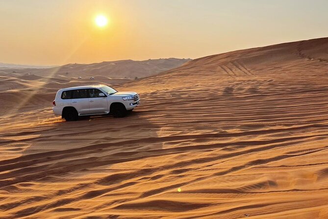 Combo Dubai Frame and Desert Safari with Dinner - From city streets to Lahbab