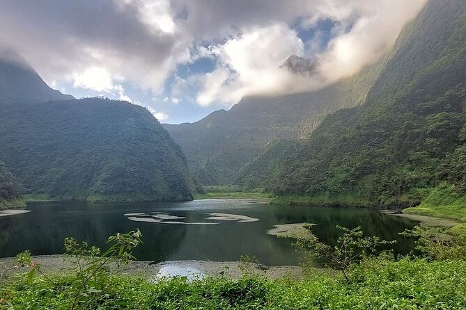 Crossing Over Tahiti Island Safari 4x4 - Lunch at your own cost, with one important warning