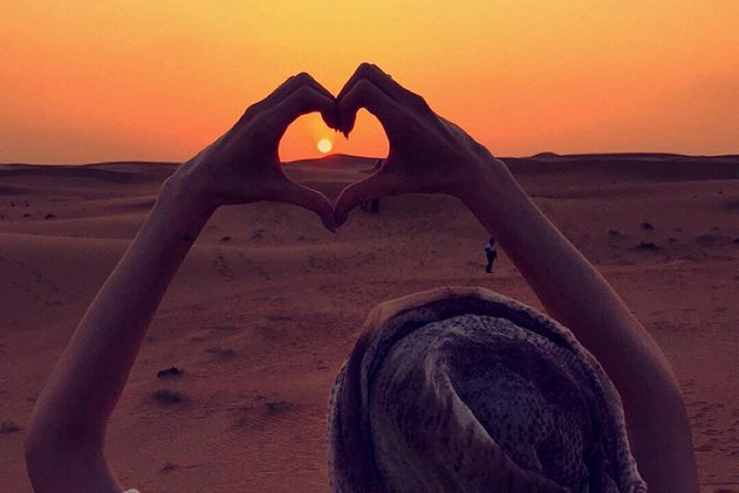 Desert Safari 4X4 Experience from Dubai - From Dubai pickup to the red dunes