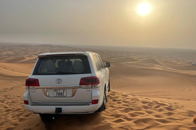 Desert safari adventure with BBQ dinner - The 15-minute dune-bashing run