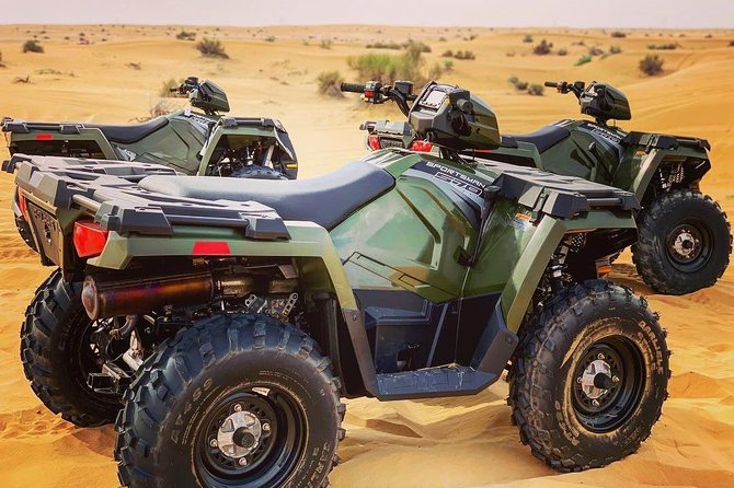 Desert Safari Dubai (PREMIUM VIP) - Sandboarding on the red dunes