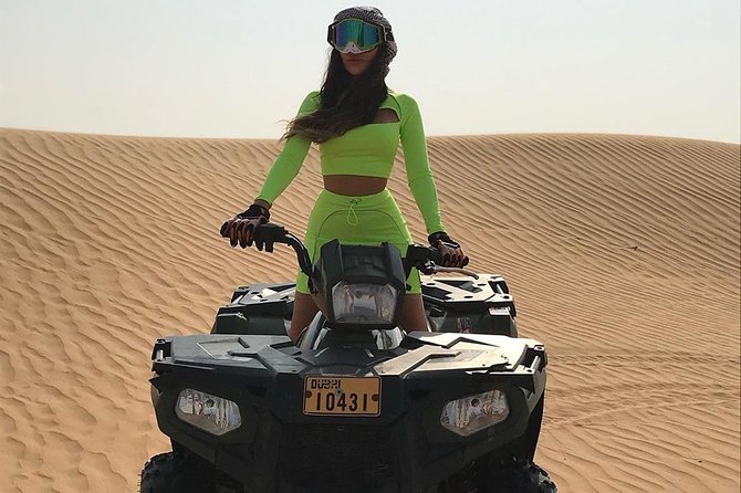 Desert Safari Dubai (PREMIUM VIP) - Sunset photographs and free henna