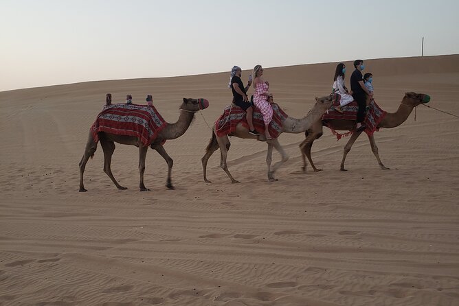 Desert Safari Dubai with Buffet Dinner & 3 live shows - Red dunes, a six-hour desert evening