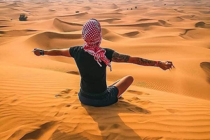 Desert Safari Dubai with Buffet Dinner & 3 live shows - The Lahbab dune-bashing run