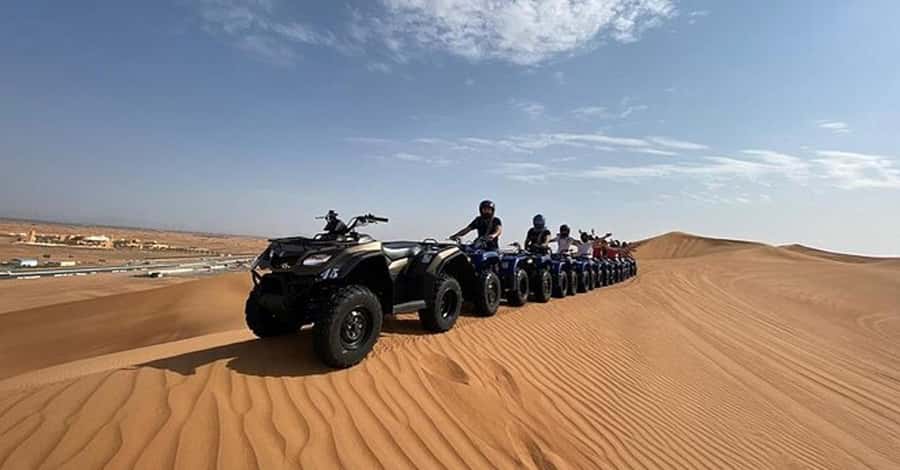 Desert Safari - Private 4WD car - A private ride from Dubai to Al Lahbab