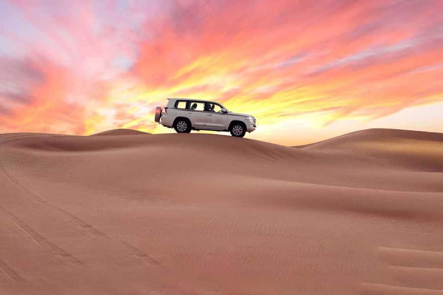 Doha: Combo City Tour and Desert Safari with Camel Ride - The Pearl-Qatar shows Doha’s luxury side