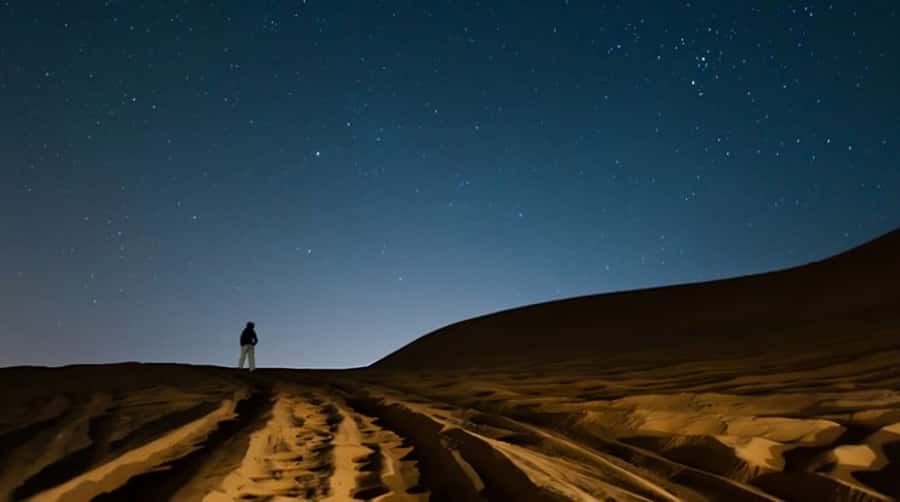 Doha: Night Desert Safari with Stargazing & Camel Ride - Reaching Qatar’s Inland Sea after dark