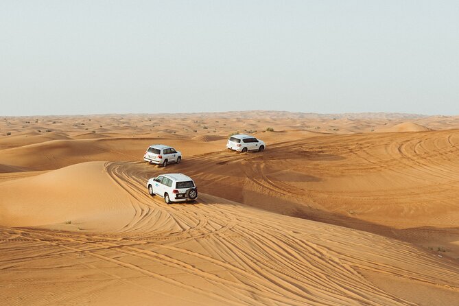 Dubai Buggy Tour in red sands and Desert Safari - Practical clothing and comfort advice
