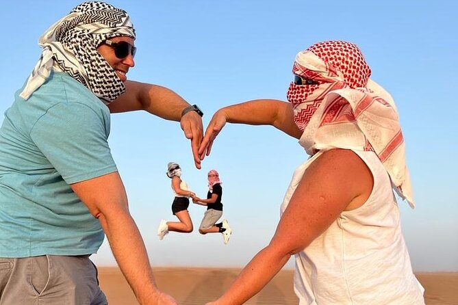 Dubai Desert Safari- Experience The Thrill in The Desert - Barbecue dinner, shisha, and three evening shows