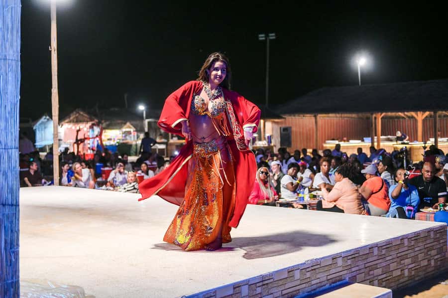Dubai: Desert Safari with BBQ Dinner & Quad Biking Options - The guides make or break the ride