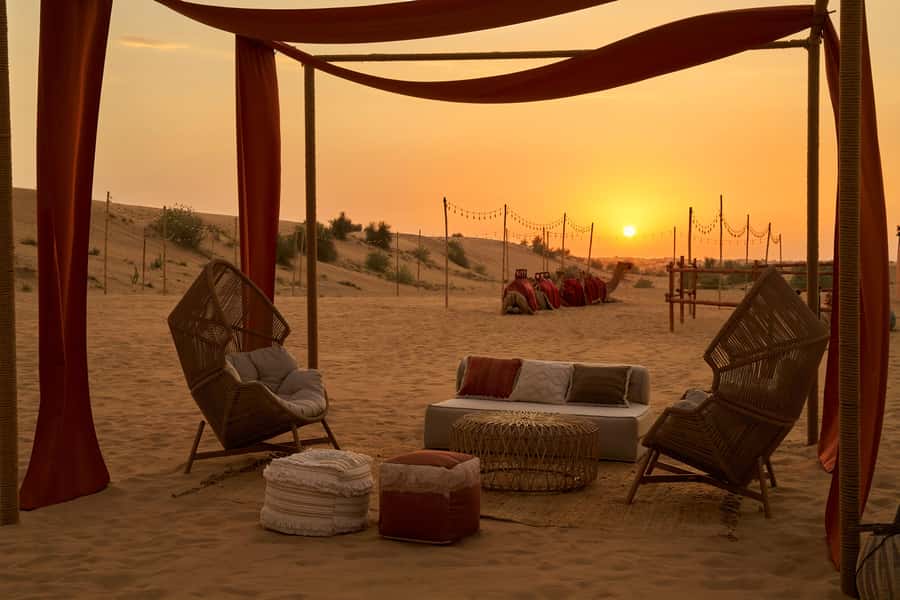 Dubai: Exclusive VIP Desert Safari Dinner with Live Show - VIP seating and the dinner question