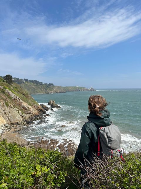 Dublin: Howth Safari Hiking Tour - Shielmartin Hill and the First Big View