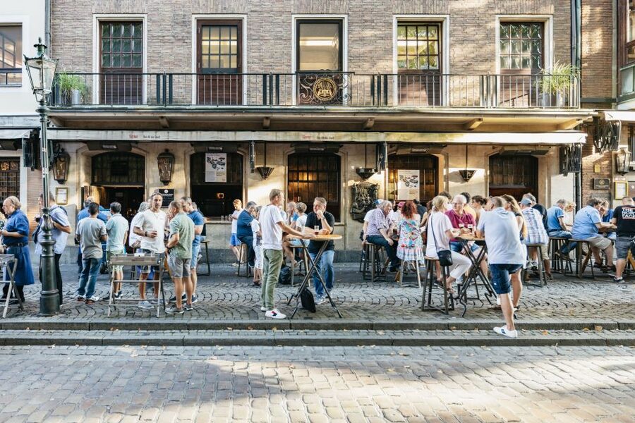 Düsseldorf: Altbier-Safari Beer Walking Tour - Key points before you book