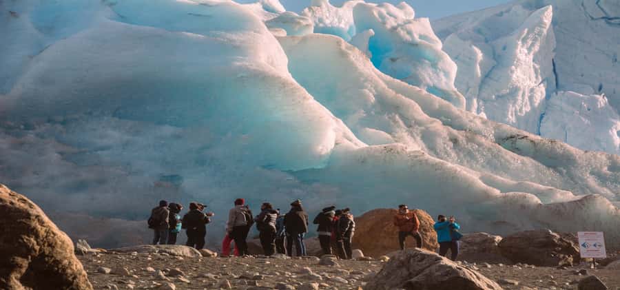 El Calafate: Safari Azul Los Glaciares Trekking Tour - Returning by boat, then choosing your catwalk route