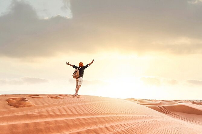 Evening Desert Safari in Dubai - Sunset Photography and Sandboarding