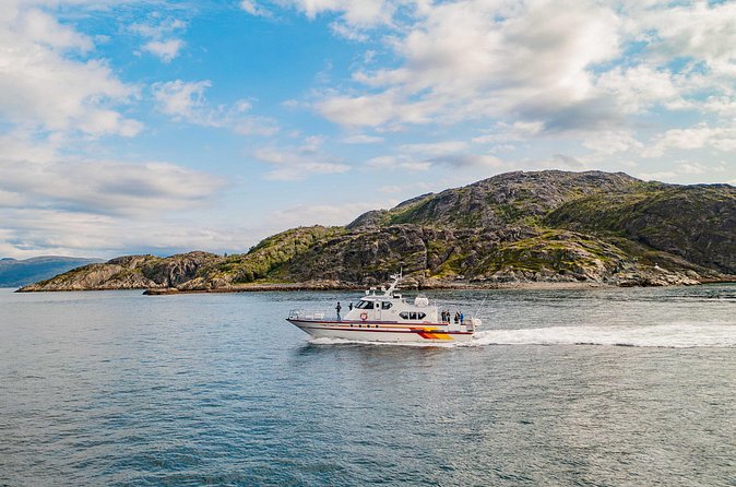 Fjord Safari in the Altafjord - Timing, weather, and cancellation flexibility