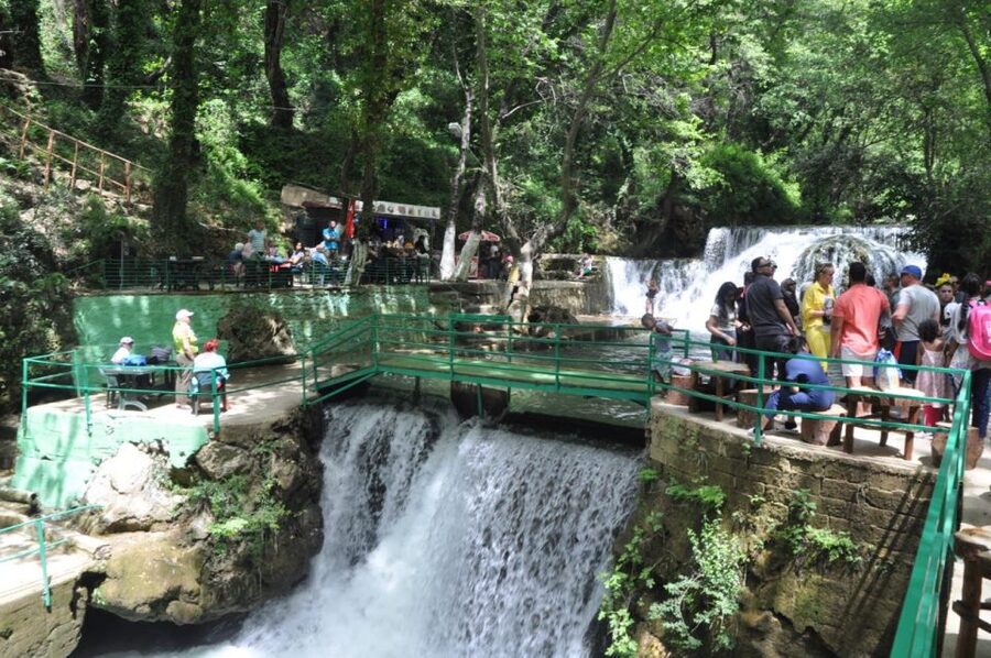 From Alanya: Jeep Safari Tour with Lunch at Dim River - The guides and the family atmosphere