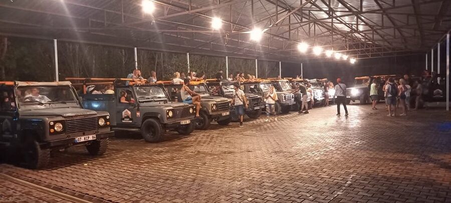 From Alanya: Night Safari Tour with Dinner and Boat Tour - Tophane Views Above the City