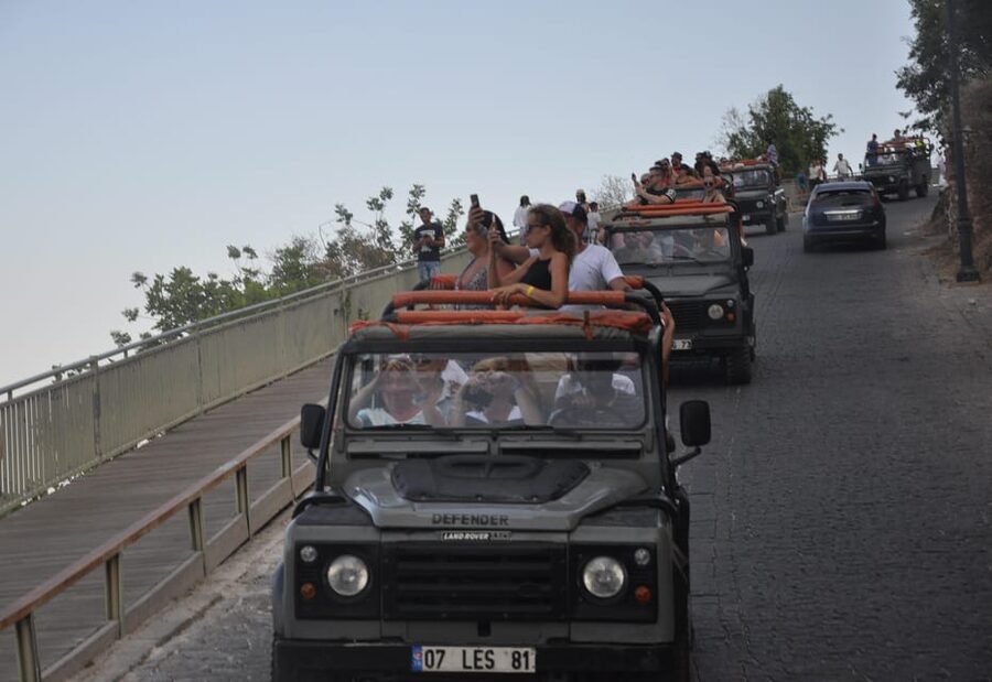From Alanya: Night Safari Tour with Dinner and Boat Tour - Dinner Beside Dim Çayı