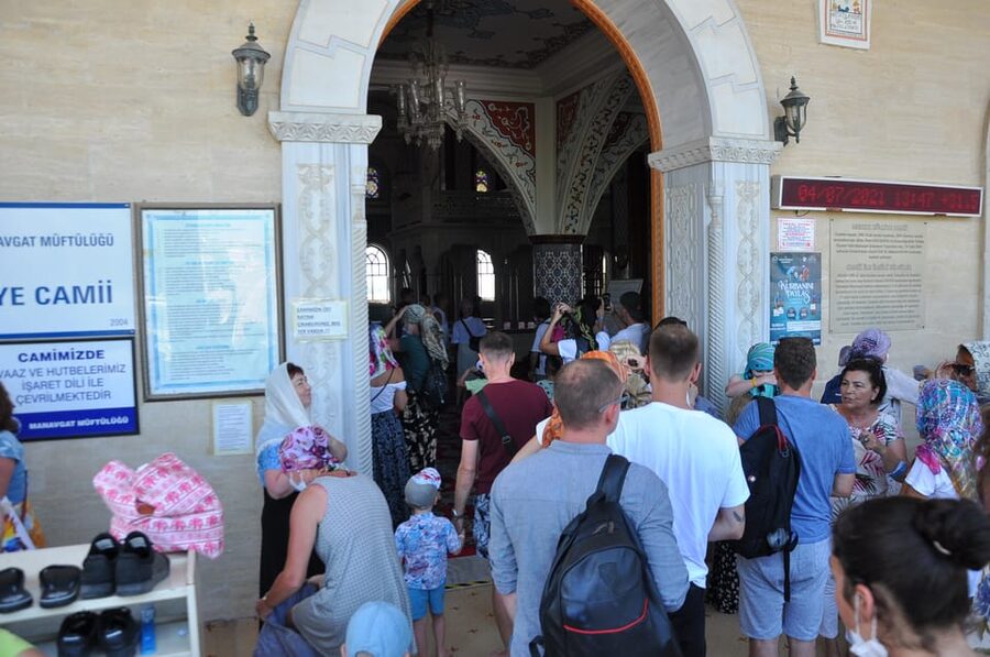From City of Side: Cabrio Bus Safari & Boat Tour with Lunch - Green Canyon and the long-awaited water stop