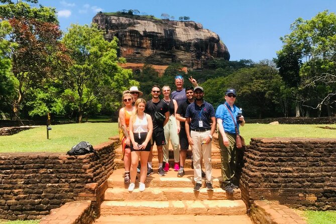 From Colombo: Sigiriya and Dambulla Day Trip and Safari - Lunch, shopping, and the hidden cost of lost time