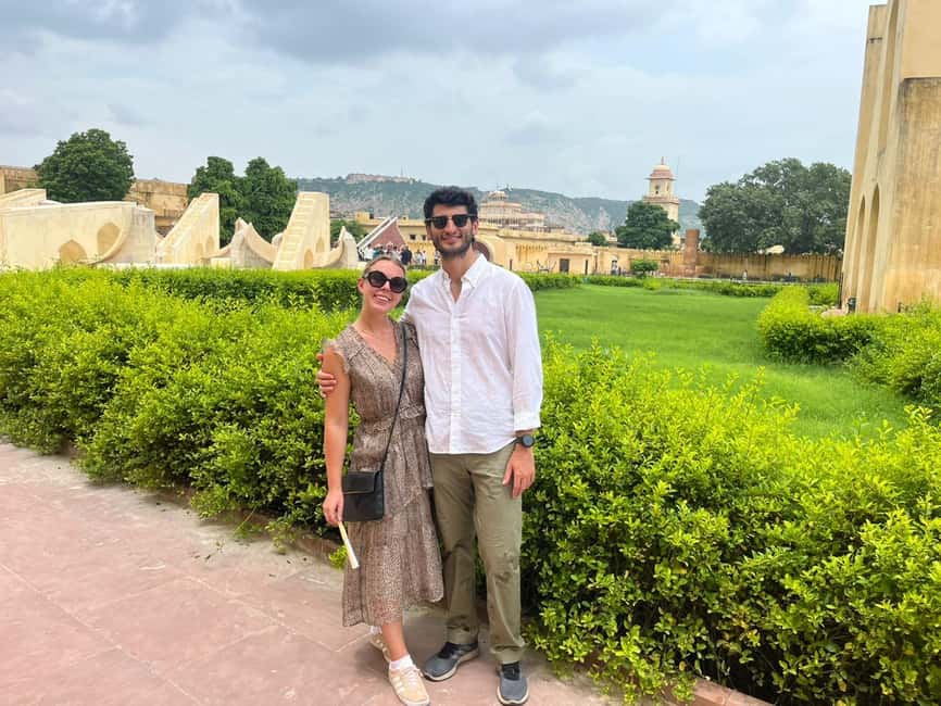 From Delhi: 4-Day Golden Triangle & Ranthambore Tiger Safari - Day 1: Delhi sights before the road to Agra