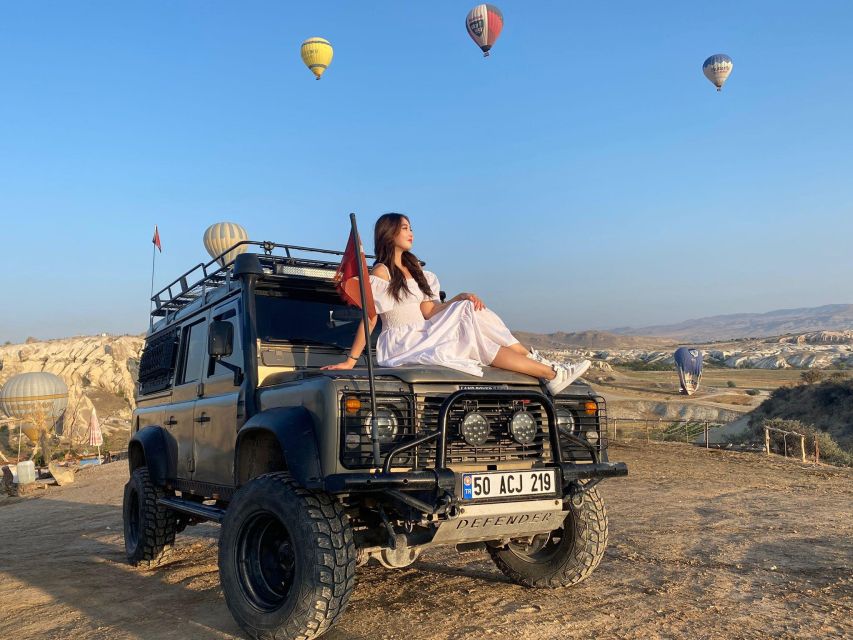From Göreme: Cappadocia Jeep Safari Tour - Göreme brings sightseeing and a shopping pause