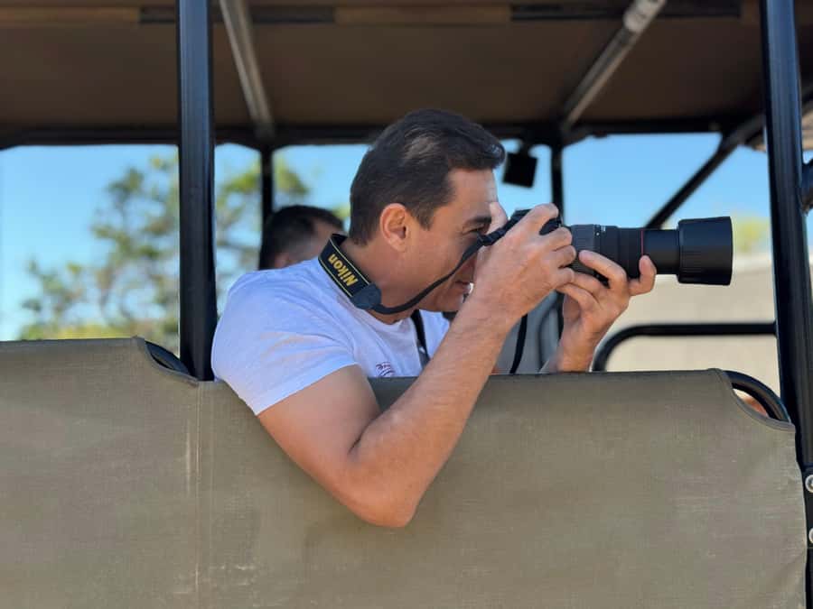 From Johannesburg: Pilanesberg Wildlife Safari - Open jeep or closed minibus?