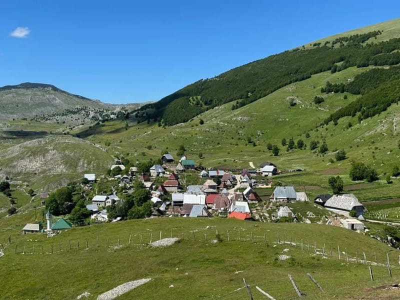 From Sarajevo: Private Lukomir Village 4x4 Safari - Traditional Bosnian food in the village
